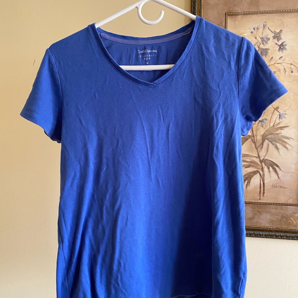 blue t-shirt